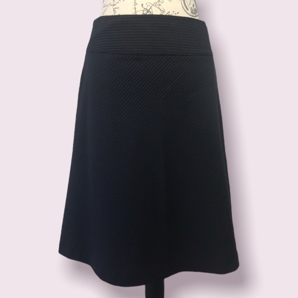Express, Skirt, Size 4 - Picture 3 of 12